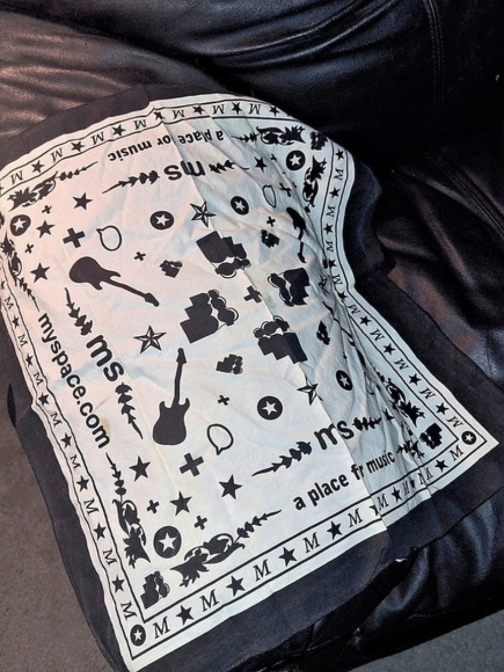 myspace Throwback Scarf in Black & White